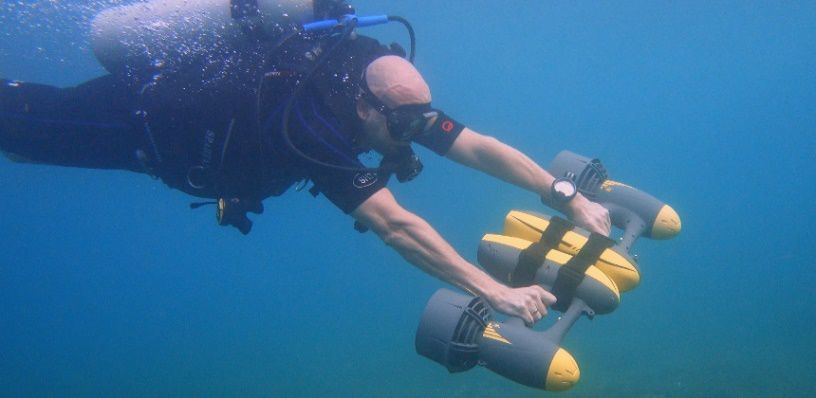 水下助推器